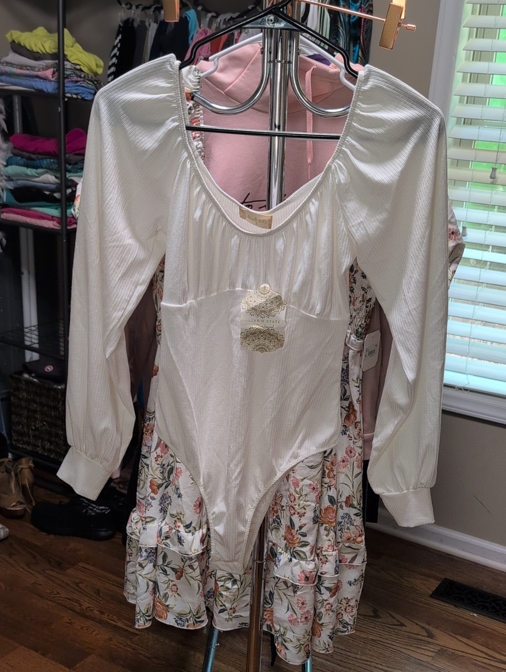 Altar'd State White Long-Sleeve Ribbed Bodysuit